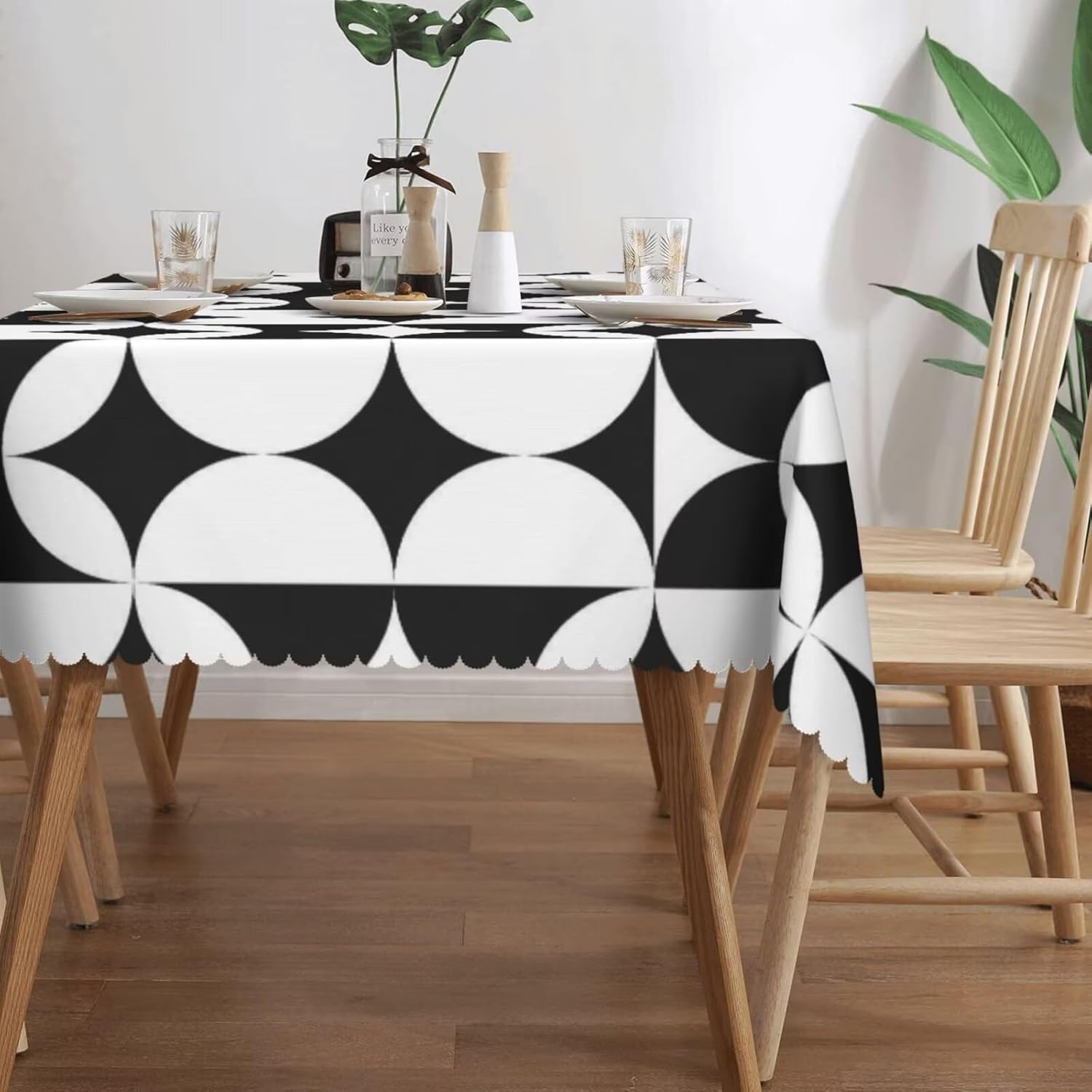 Nappe minimaliste de style mod - Century Textile & Sewing Supply By Owner avis et prix