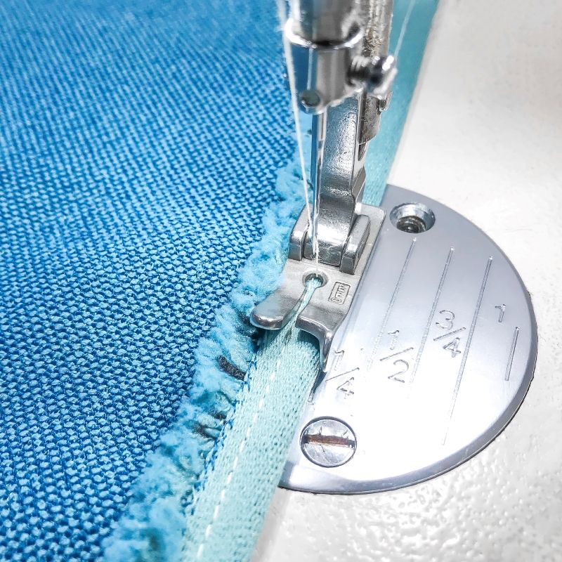 Machine à coudre plate industr - Rolled Hem Foot avis et prix